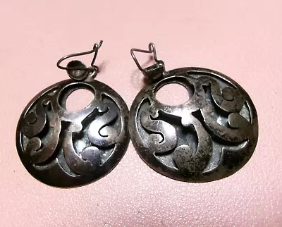 900 Sterling Silver Vintage Mexico Swirl Pierced Dangle Earrings • $45