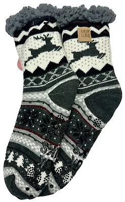 NWT Large 9-11 Women MUK LUKS Cabin Snowflake Stripes Socks Fully Lined Non Skid • $8.46