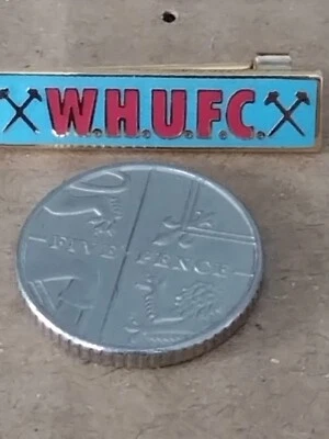 £0.99 • Buy West Ham United Football Club Badge 