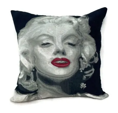 Marilyn Monroe With Striking Red Lips Cushion Covers 18x18  - X-thick Fabric  • £6.99
