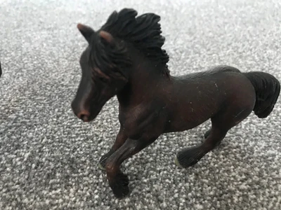 £6.99 • Buy Schleich Brown Cantering Shire Horse Mare Retired 2005