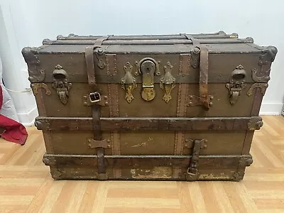 Vintage WOOD STEAMER TRUNK W Tray Chest Coffee Table Storage Box Antique Brown • $99.99