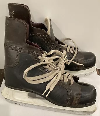 Vintage American Wildcat Ice Skates Brown & Black -Men's Size 9 • $14.97