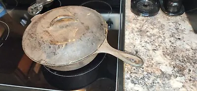 Vintage Cast Iron 3 Notched Lodge Chicken Fryer/Dutch Oven #8 With Basting Lid • $29.95