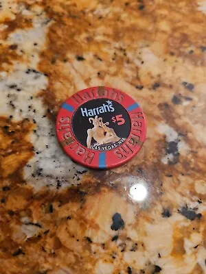 $5 Harrah's Hotel Casino Poker Chip - Vintage Antique - Las Vegas NV • $6.99
