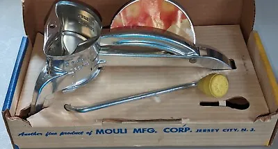 Vintage MOULI Julienne Rotary T-V SHREDDER Complete 5 Blades / ORIGINAL BOX • $75