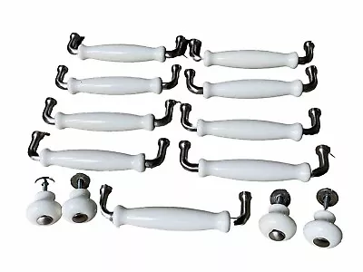 IKEA Hishult Kitchen Handles X9 And Knobs X4 • £25