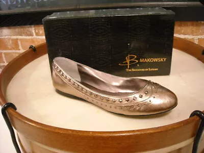 B Makowsky Zyla Pewter Leather Studded Ballet Flats 7 NEW • $29.95