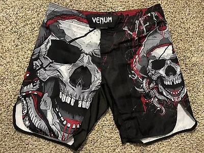 Venum Shorts Mens Large Pirate 3.0 Fight Shorts MMA • $39.99