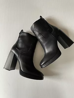 Zara Women’s High Heel Ankle Boots Size 7.5 • $25