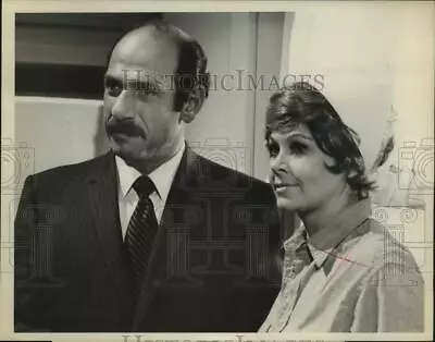 1970 Press Photo Actors Herschel Bernardi Sue Ane Langdon In  Arnie  On CBS-TV • $15.99