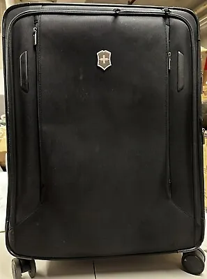 Victorinox Werks 6.0 Medium Wheeled Suitcase Black 😃😃 • $138.75