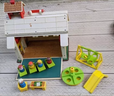 Vintage 1971 Fisher Price Little People Play Family School House #923 With Parts • $19.99