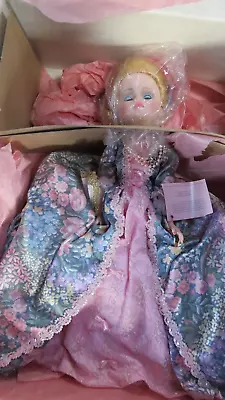 Madame Alexander Marie Antoinette  #2248 Large 21  Doll Collectible • $85