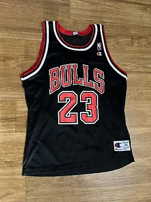 Vintage Champion Chicago Bulls Michael Jordan NBA Basketball Jersey Size 44  • $45