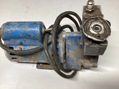 $9.99 • Buy AC Vacuum Pump Used But Works Runs Needs Tlc