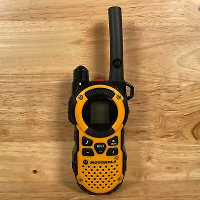 Motorola Talkabout K7GMTCEJ Yellow/Black 22-Ch 35 Mile 2-Way Radio Walkie Talkie • $18.05