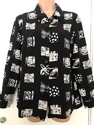 Ladies Black Patterned Crepe Shirt By Mackays Size 14 🌺 • £3