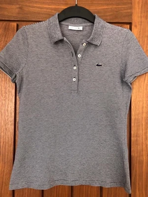 £2 • Buy Ladies Lacoste Slim Fit Polo Size 36