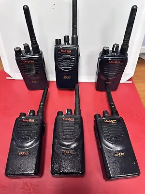 6x Motorola Mag One BPR40 AAH84RCS8AA1AN UHF 2-Way Radio Way Radios W/ Batteries • $345