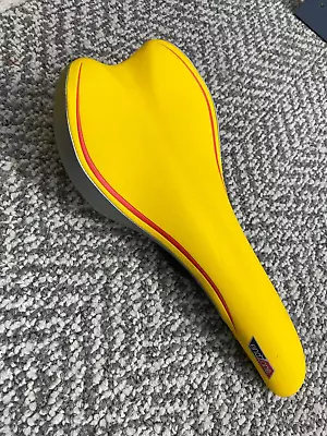 Endzone Ergonomic Road/MTB Bike Seat Yellow NOS • $12.12