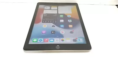 Apple IPad 5 32gb Space Gray 9.7in A1822 (WIFI Only) IOS Smart Tablet NG9717 • $62.97