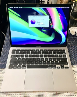 $625 • Buy Apple A2337 MacBook Air M1 2020 16 GB Ram 512GB SSD 8Core CPU - Silver