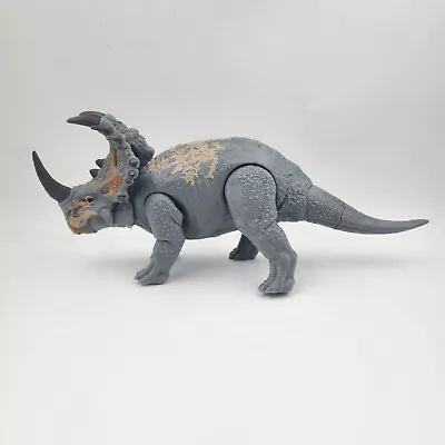 Sinoceratops - Jurassic World Camp Cretaceous - Primal Attack Action Figure • $16.99