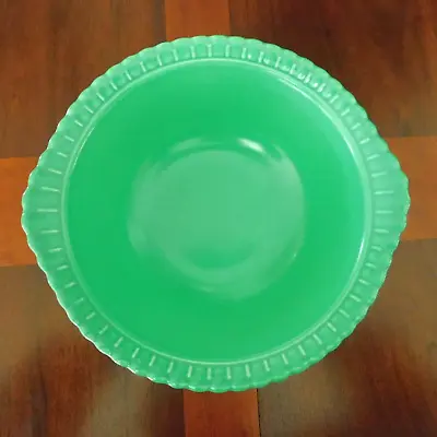 VTG. TAYLOR SMITH And TAYLOR VISTOSA GREEN SERVING BOWL With HANDLES 9 1/2  • $30