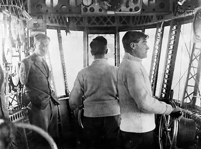 The Main Control Car Of The Airship R101 1930 Old Photo • $5.78
