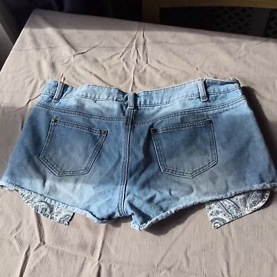 Ladies Blue Denim Shorts Hot Pants Size 14 New Look • £0.99