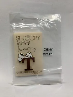 Vintage 1970's Aviva Snoopy Initial Jewelry Alphabet Pin Letter  T  • $7.99