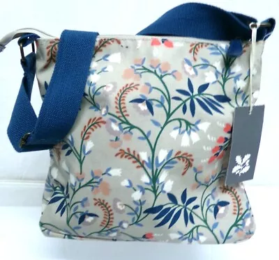 Women's BNWT NATIONAL TRUST BERRINGTON FLORAL VINE Multicoloured Bag CG P21 • £7.99