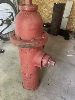 $450 • Buy Kennedy K-81a Vintage Cast Iron Fire Hydrant