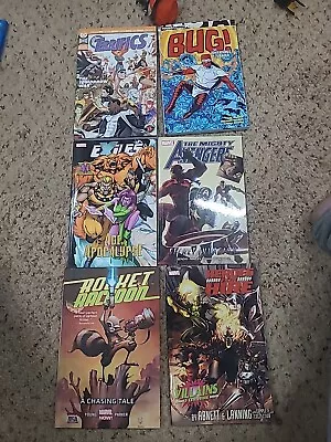 Graphic Novel Lot • $20