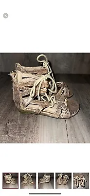 Kenneth Cole Reaction Bright Tye Rose Metallic Gold Gladiator Sandals Size 6 • £15.42