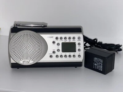 $59.49 • Buy FreePlay Summit Self Powered Multiband Radio Portable FM,MW,SW,LW With Adapter