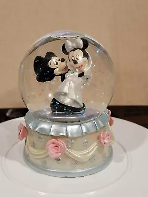 £16.80 • Buy Vintage 1990s Disney Mickey & Minnie Mouse Wedding Mini Snow Globe 3.5 