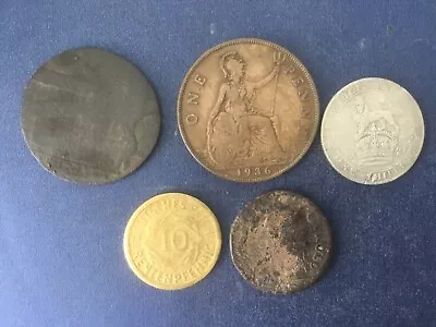 Metal Detecting Finds X 5 Coins. • £11.50