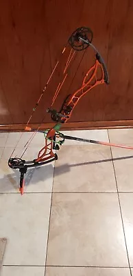 Bowtech Fanatic 2.0 Target Bow • $475