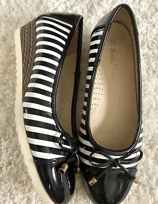 Bellissimo Shoes 4 Women’s Black White Patent Leather Wedge Loafers Ballet Flats • £16.35