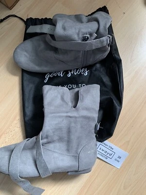 £45 • Buy SwayD Ankle Boots Size 6 Grey, Brand New Never Worn. Bought For £90 New.