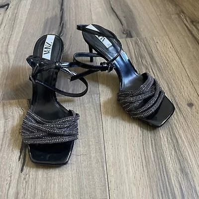 Zara Black Beaded Patent Leather Strappy Square Toe Heel Sandals Sz 39 Read • $15