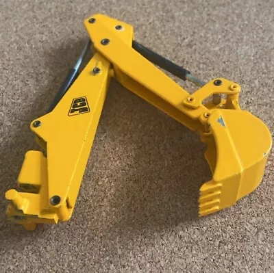 1/35th Scale NZG JCB 3CX Backhoe • £15