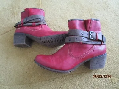 Ladies Red Mustang Ankle Boots Size UK 5 (EU 38) • £9.85