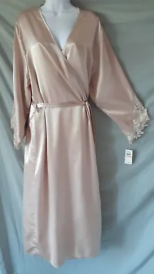 Flora Nikrooz Beige Robe Applique Lace Trim Vintage Style Long S / M   44   BUST • $57.99