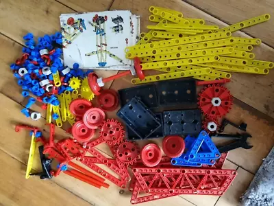 Vintage Plastic Meccano With Instructions • £4.99