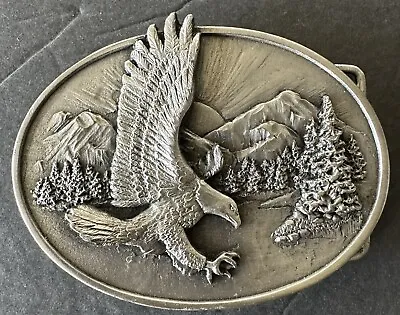 Vintage Siskiyou 1982 Solid Silvertone Pewter Flying American Eagle Belt Buckle • $55