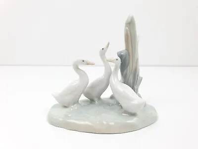 Nao By Lladro Vintage 3 Ducks Porcelain Retired Ornament • £9.99