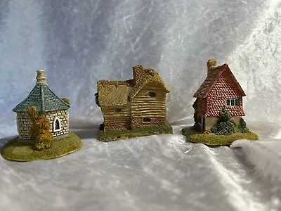 Lilliput Lane And David Winter Bundle Of 3 • £12